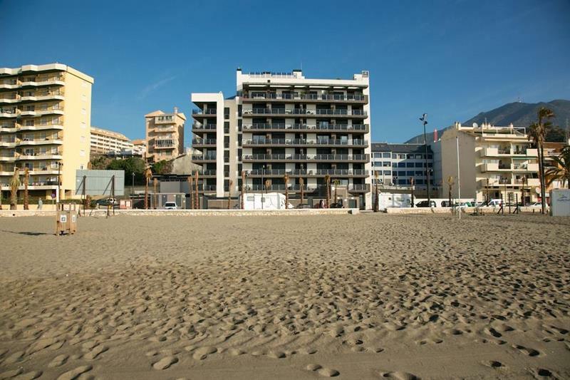 Apartamentos Fuengirola Playa Екстериор снимка